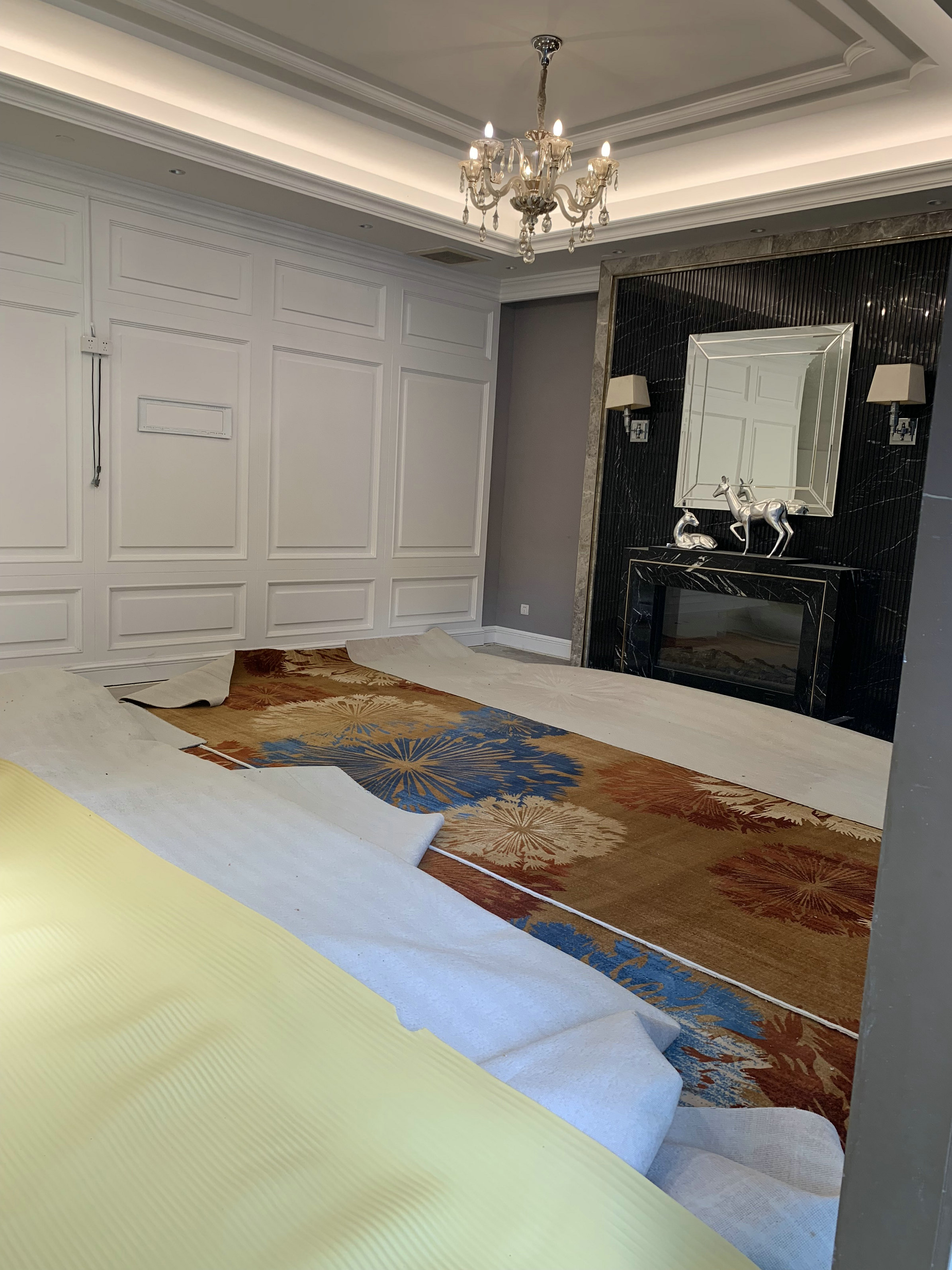 鋪設地(dì)毯時需注意的(de)事項