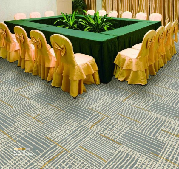 阿克明(míng)斯特地(dì)毯