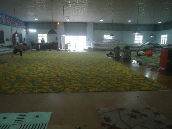 手工(gōng)地(dì)毯